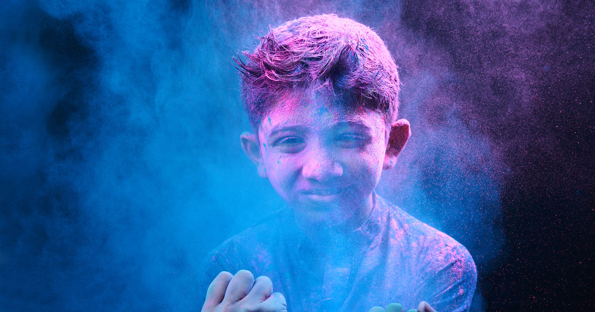 How to Photograph Coloured Powder Explosions