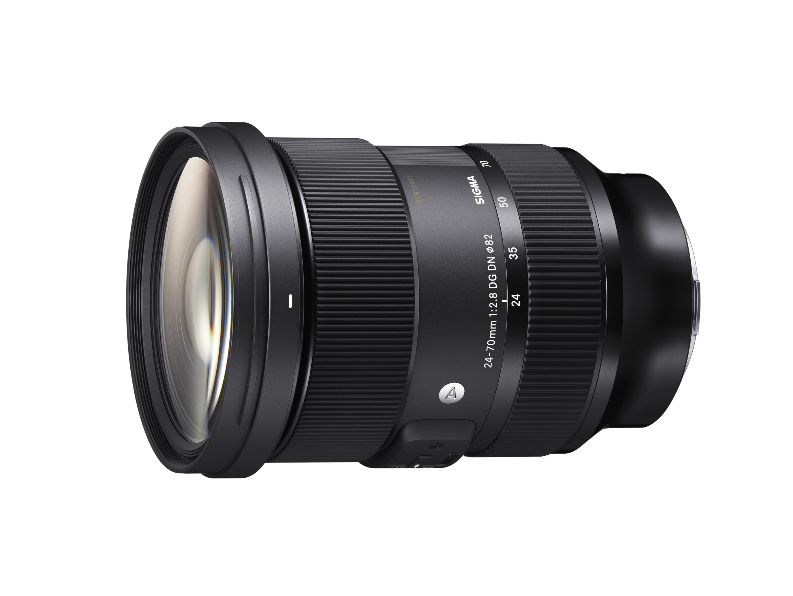 Horizontal view of the Sigma 24-70mm f2.8 DG DN Art Lens