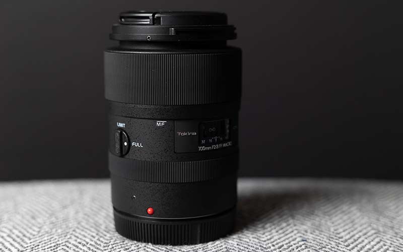 Tokina 100mm macro lens clutch