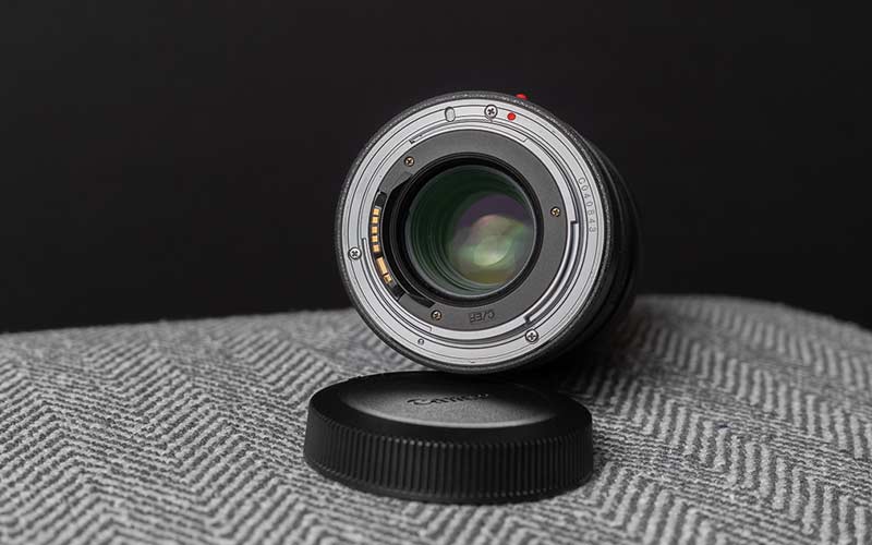 Canon mount Tokina 100mm Macro lens