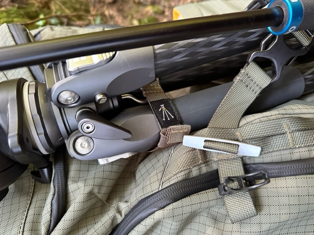 Vanguard VEO Active Birder Backpack - close up to bag with tripod connected