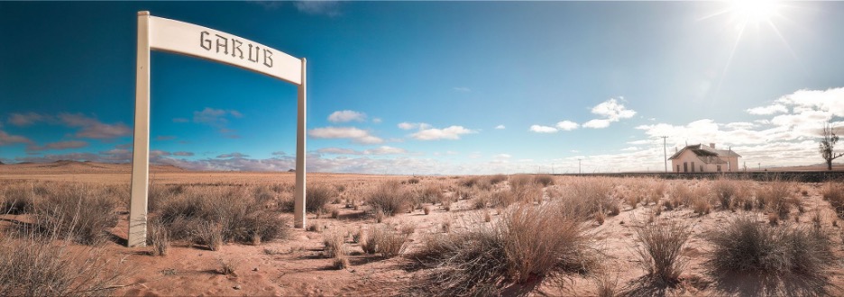 Arid landscape taken by Fred van Leeuwen