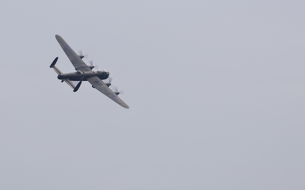 Battle of Britain Memorial Flight Lancaster 1:125 f9 ISO100