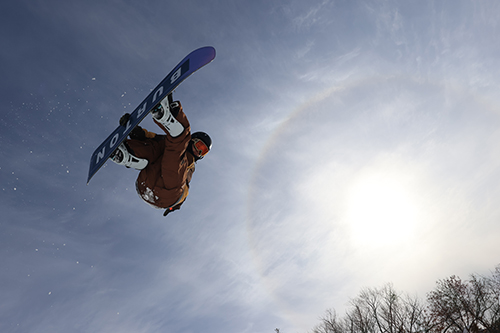 Snowboarder taken on the Canon EOS R7