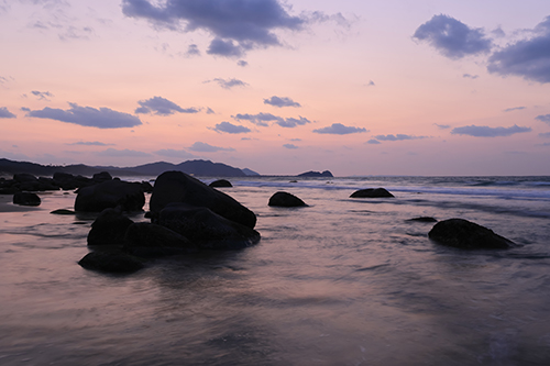 Beach sunset taken on the Canon EOS R10