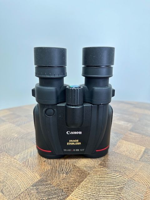 Canon 10x42L IS WP