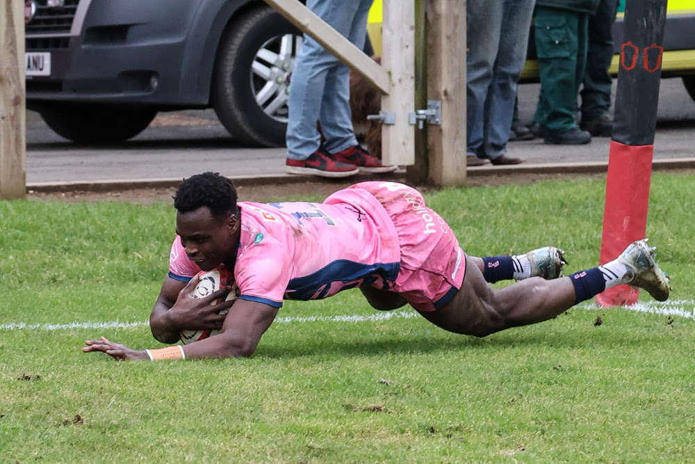 R1 gallery shot 2 - rugby