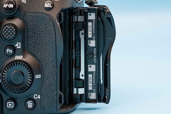 Image of Sony A7R V Card Slot