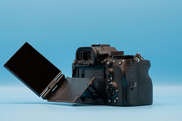 Image of Sony A7R V Camera Body with tilt screen