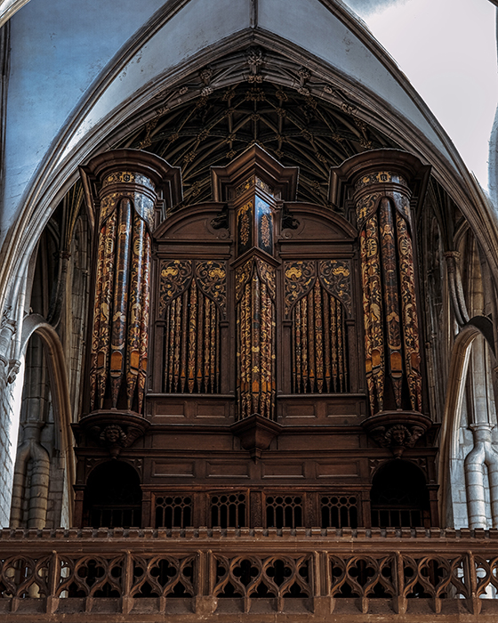 Gloucester Cathedral shot on Tamron 17-70mm Lens