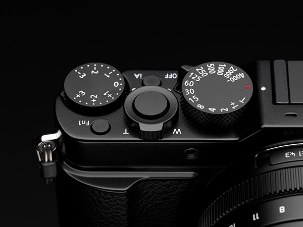 Camera dials on the Panasonic Lumix LX100 mark II