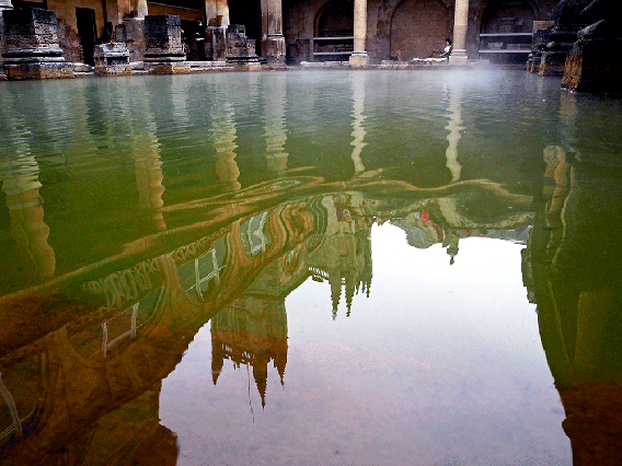 24 hours to test the OM-D EM10 MK II - Roman Baths